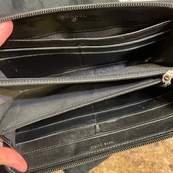 Chanel quilted caviar boy wallet - Picture 11 of 11